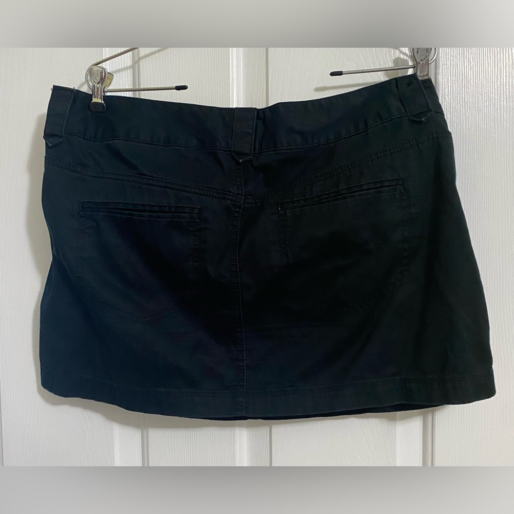EXPRESS .. WOMENS Classic Black Mini Skirt - Picture 5 of 8